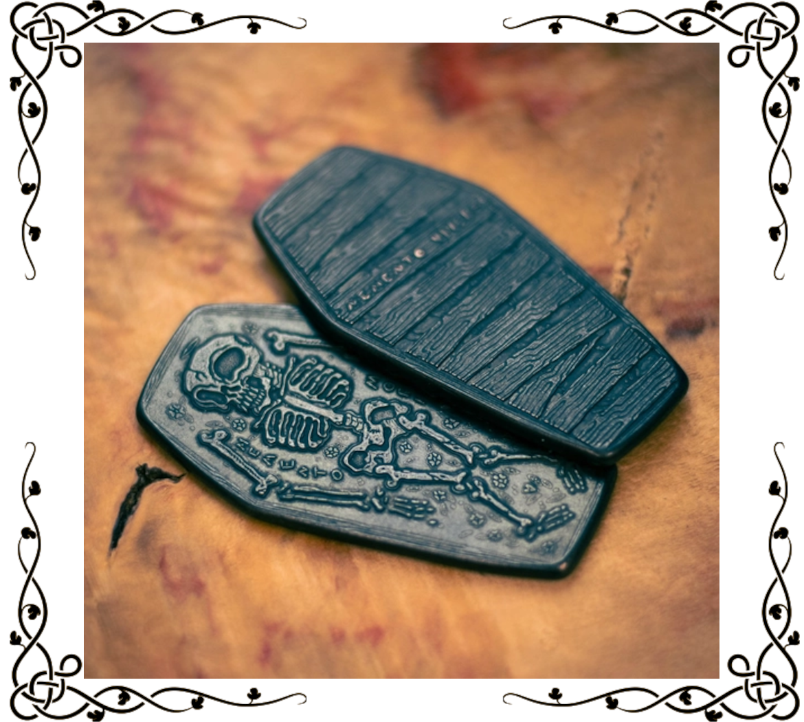 Coffin Memento Mori / Memento Vivere